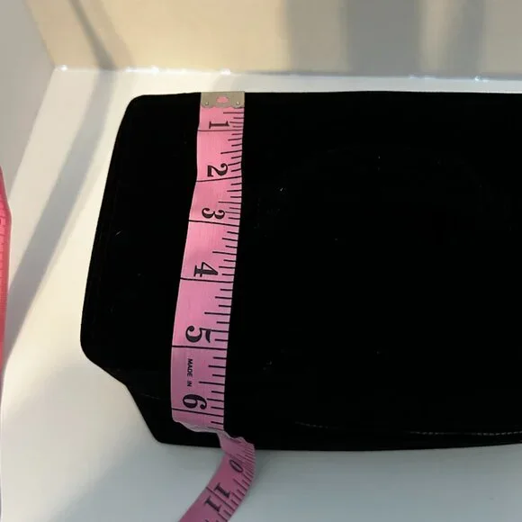 ✨ Rare YSL Velvet Travel Case - Perfect Gift or Private Luxury - Picture 3 of 11